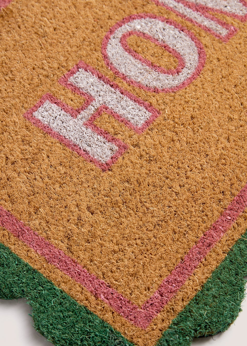 Scalloped Shaped Mat (40cm x 60cm)